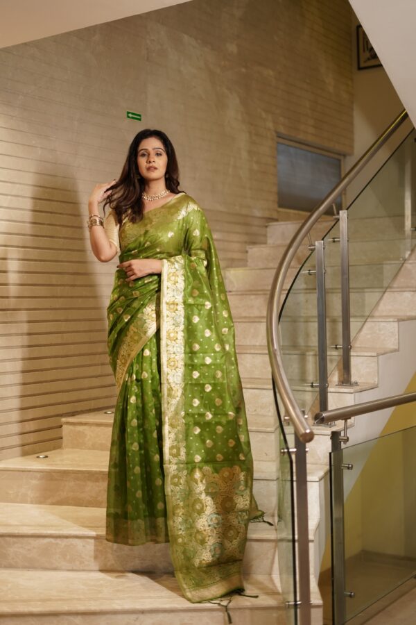 Mehndi Green Organza Sarees With Small Floral Weaves - Image 2