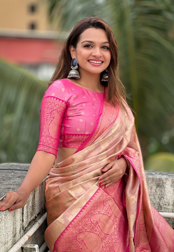 Peach Kanjivaram Tissue Saree - Image 4
