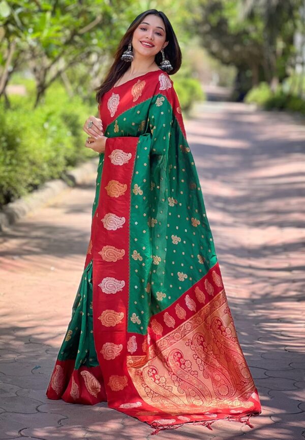 Rose gold motif green paithani saree - Image 2