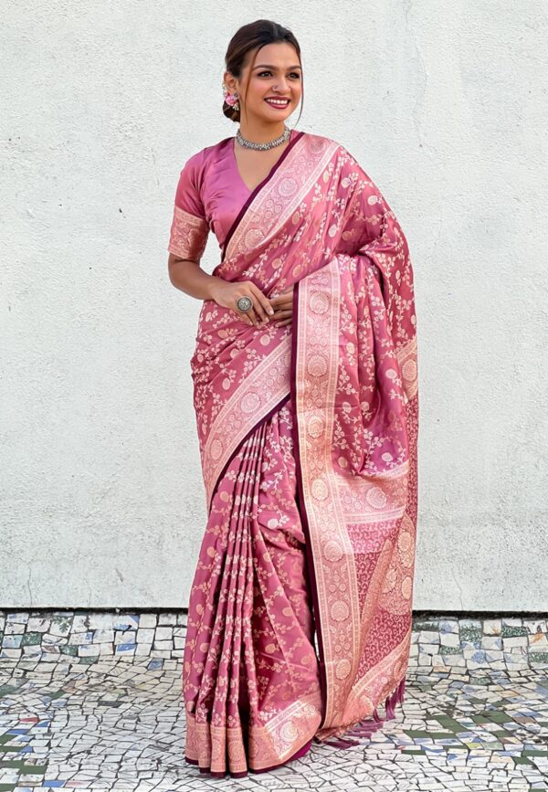 Pink Antique Silk Sarees With Zaal Zari Weaves - Image 3