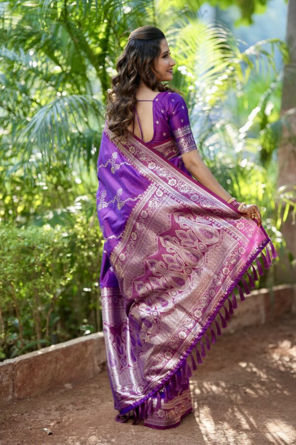 Lavender Banarasi Silk Saree - Image 3