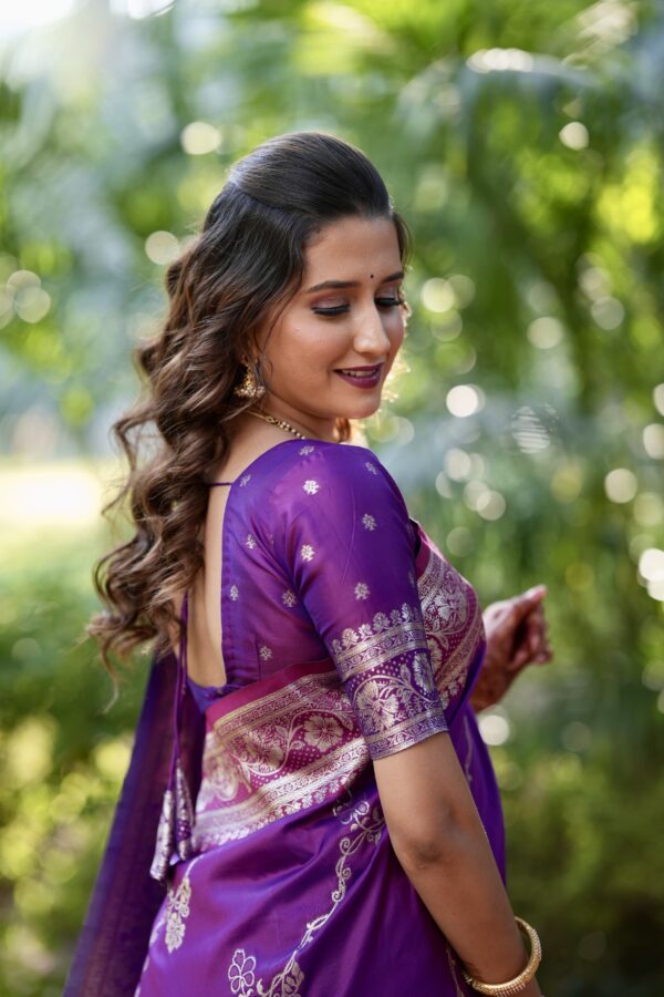 Lavender Banarasi Silk Saree - Image 2
